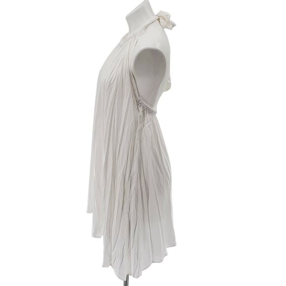 NWT Elan White Halter Pleated Open-Back Mini Dress Women's Size M - Picture 3 of 9